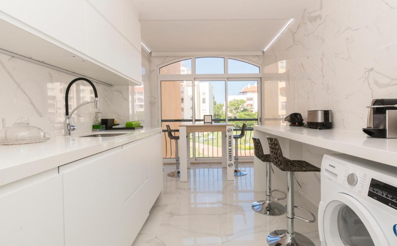Houze_Lovely Flat With Swimming Pool! Кашкайш Екстер'єр фото