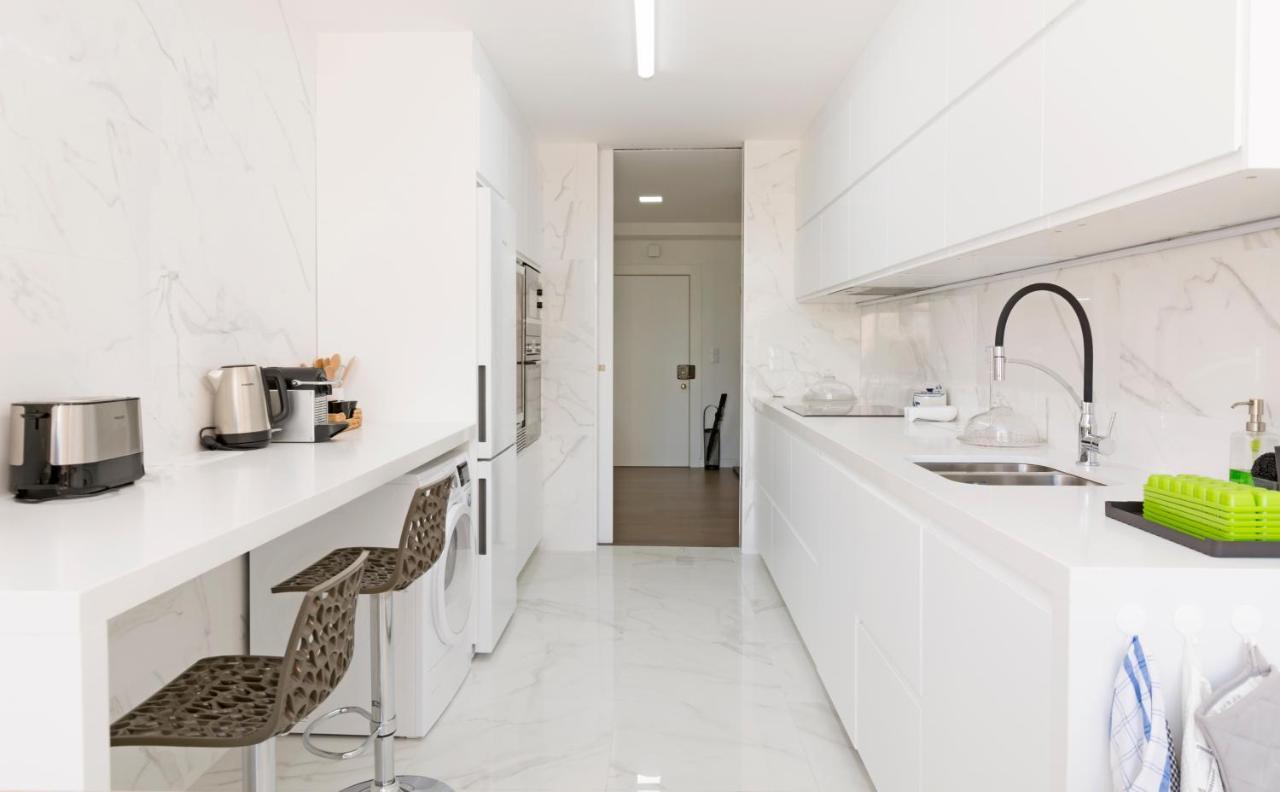 Houze_Lovely Flat With Swimming Pool! Кашкайш Екстер'єр фото